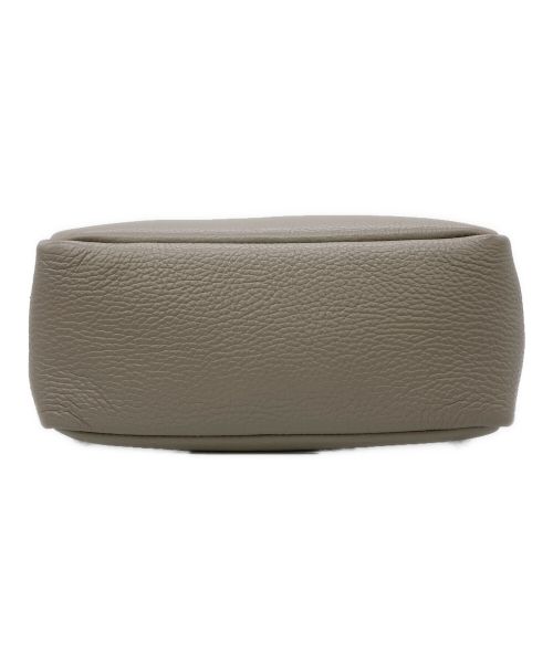 YOUNG & OLSEN The DRYGOODS STORE（ヤングアンドオルセン ザ ドライグッズストア）YOUNG & OLSEN The DRYGOODS STORE (ヤングアンドオルセン ザ ドライグッズストア) ハンドバッグ グレーの古着・服飾アイテム