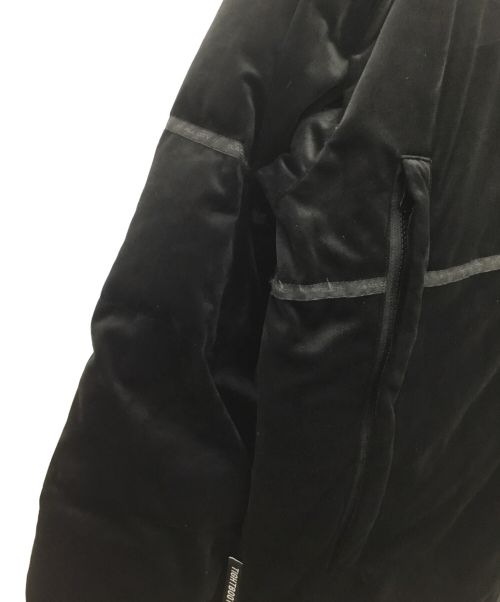 TIGHTBOOTH PRODUCTION（タイトブースプロダクション）TIGHTBOOTH PRODUCTION (タイトブースプロダクション) BlackEyePatch (ブラックアイパッチ) TBEP DOWN JKT ブラック×オレンジ サイズ:Lの古着・服飾アイテム