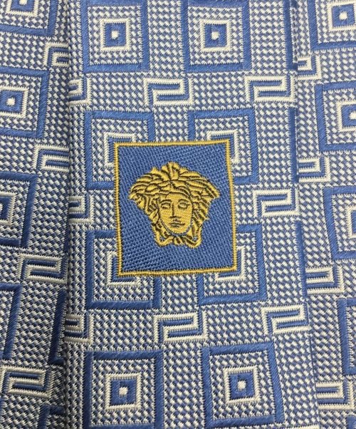 VERSACE（ヴェルサーチェ）VERSACE (ヴェルサーチ) ネクタイ ブルー サイズ:表記無し 未使用品の古着・服飾アイテム