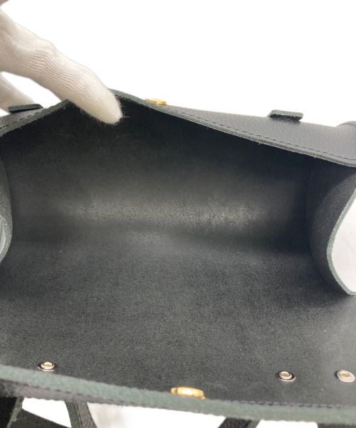 THA CAMBRIDGE SATCHEL.COM（ザ ケンブリッジ サッチェル）THA CAMBRIDGE SATCHEL.COM (ザ ケンブリッジ サッチェル) THE BOWL BAG ブラックの古着・服飾アイテム