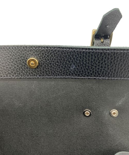 THA CAMBRIDGE SATCHEL.COM（ザ ケンブリッジ サッチェル）THA CAMBRIDGE SATCHEL.COM (ザ ケンブリッジ サッチェル) THE BOWL BAG ブラックの古着・服飾アイテム