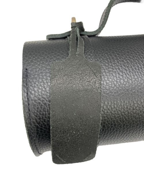 THA CAMBRIDGE SATCHEL.COM（ザ ケンブリッジ サッチェル）THA CAMBRIDGE SATCHEL.COM (ザ ケンブリッジ サッチェル) THE BOWL BAG ブラックの古着・服飾アイテム