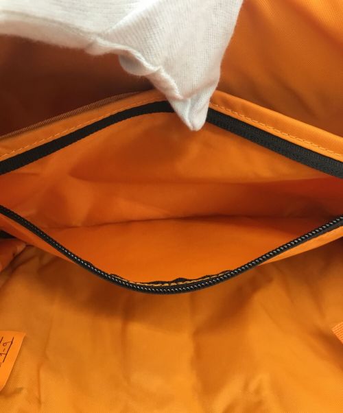 MYSTERY RANCH（ミステリーランチ）MYSTERY RANCH (ミステリーランチ) DISTRICT 8 ブラック×オレンジの古着・服飾アイテム