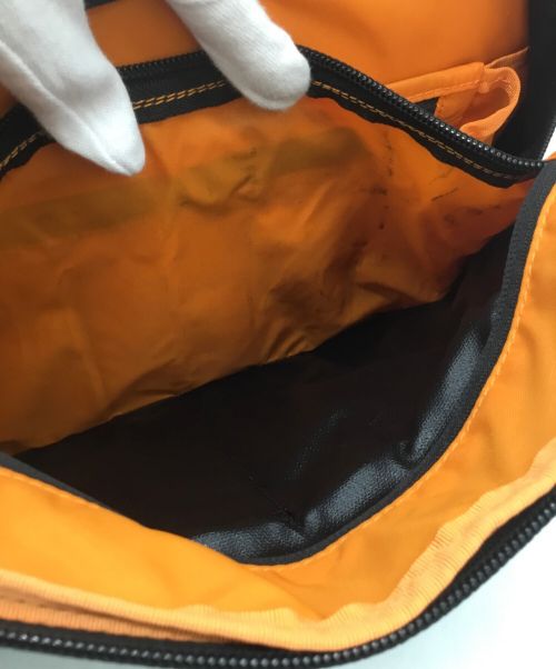 MYSTERY RANCH（ミステリーランチ）MYSTERY RANCH (ミステリーランチ) DISTRICT 8 ブラック×オレンジの古着・服飾アイテム