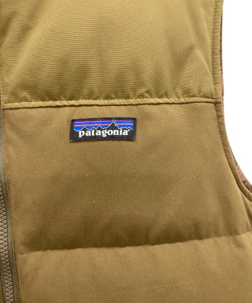 Patagonia（パタゴニア）Patagonia (パタゴニア) リバーシブルビビーダウンベスト カーキ サイズ:Sの古着・服飾アイテム