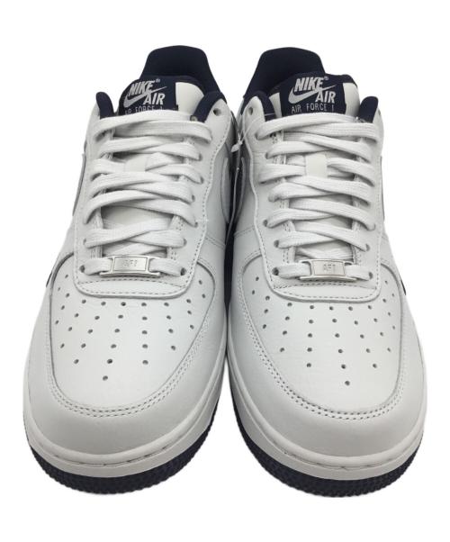 NIKE（ナイキ）NIKE (ナイキ) Air Force 1 Low '07 LV8 (エア フォース 1 '07 LV8) ホワイト×ネイビー サイズ:26.5の古着・服飾アイテム