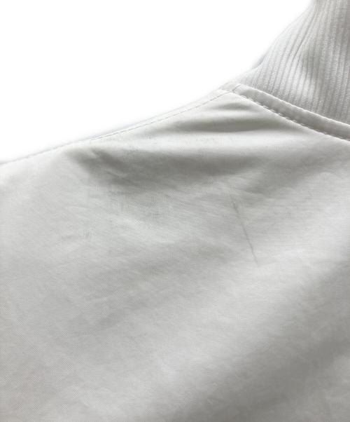 kiryuyrik（キリュウキリュウ）kiryuyrik (キリュウキリュウ) スカジャン ホワイト サイズ:Sの古着・服飾アイテム