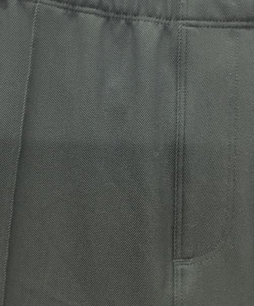 Needles（ニードルズ）Needles (ニードルズ) キャバリーツイル ストレートパンツ カーキ サイズ:Sの古着・服飾アイテム