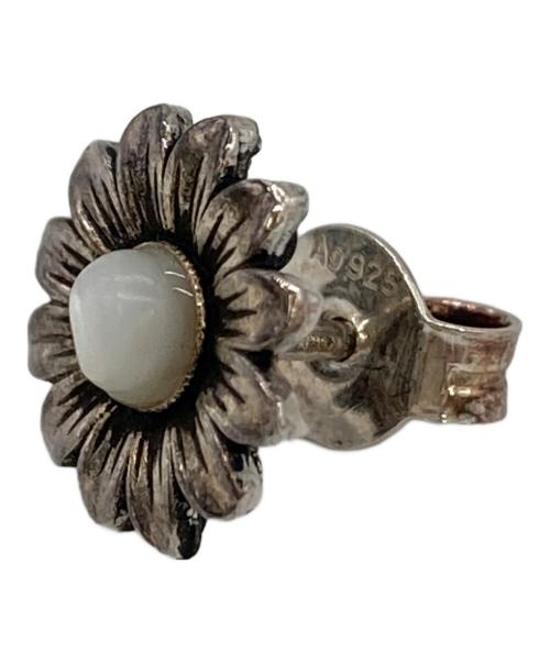 GUCCI（グッチ）GUCCI (グッチ) ダブルＧ フラワー スタッズ ピアスの古着・服飾アイテム