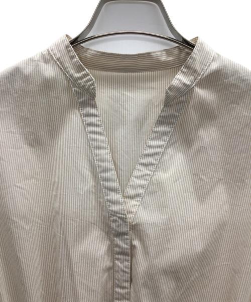 MICHEL KLEIN（ミッシェルクラン）MICHEL KLEIN (ミッシェルクラン) ワンピース ベージュ サイズ:38の古着・服飾アイテム