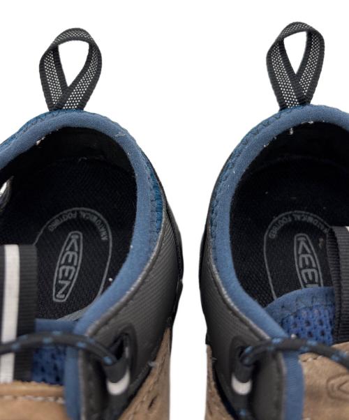 KEEN（キーン）KEEN (キーン) ハイキングシューズ ベージュ×ネイビー サイズ:26.5の古着・服飾アイテム