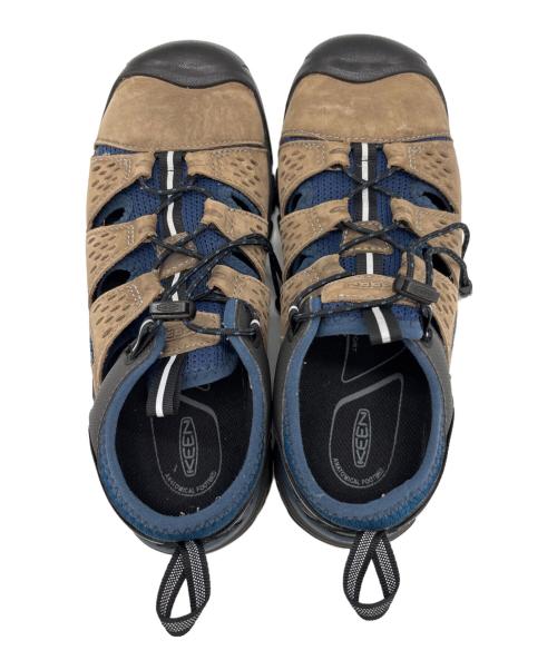 KEEN（キーン）KEEN (キーン) ハイキングシューズ ベージュ×ネイビー サイズ:26.5の古着・服飾アイテム