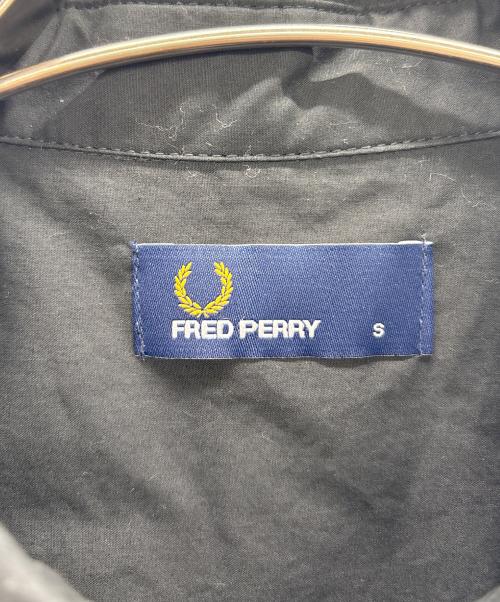 FRED PERRY（フレッドペリー）FRED PERRY (フレッドペリー) ミリタリーシャツ ブラック サイズ:Sの古着・服飾アイテム