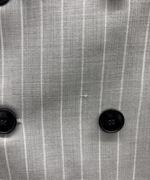 HUGO BOSS（ヒューゴ ボス）HUGO BOSS (ヒューゴ ボス) ダブルジャケット グレー×ホワイト サイズ:46の古着・服飾アイテム