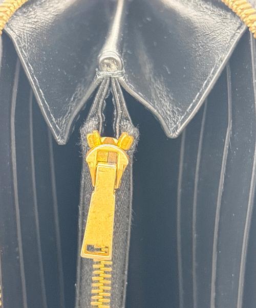 BOTTEGA VENETA（ボッテガベネタ）BOTTEGA VENETA (ボッテガベネタ) ジップアラウンドウォレット ブラック×ゴールドの古着・服飾アイテム