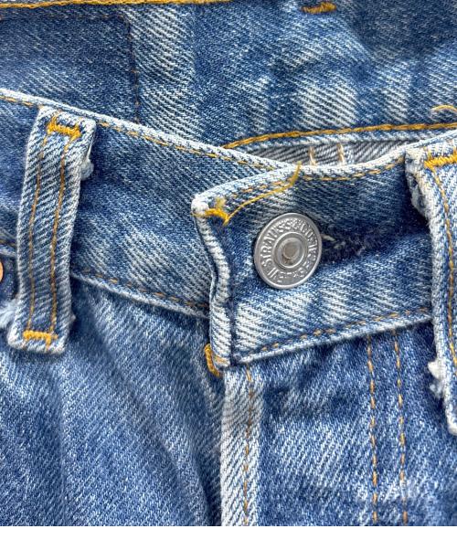 LEVI'S（リーバイス）LEVI'S (リーバイス) ジーンズ ブルー サイズ:28の古着・服飾アイテム