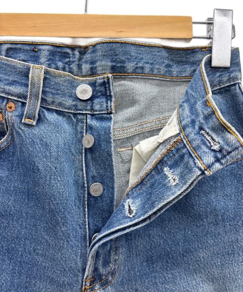 LEVI'S（リーバイス）LEVI'S (リーバイス) ジーンズ ブルー サイズ:28の古着・服飾アイテム