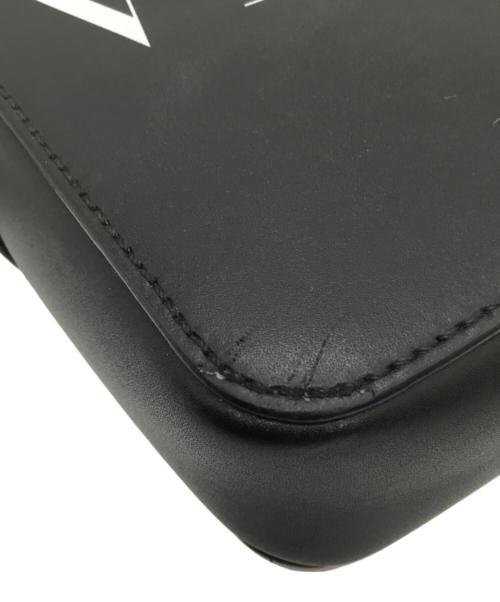 VALENTINO GARAVANI（ヴァレンティノ・ガラヴァーニ）VALENTINO GARAVANI (ヴァレンティノ・ガラヴァーニ) クロスボディバッグ ブラックの古着・服飾アイテム