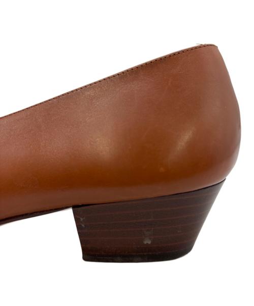 Salvatore Ferragamo（サルヴァトーレ フェラガモ）Salvatore Ferragamo (サルヴァトーレ フェラガモ) ヴァラリボンパンプス ブラウン サイズ:7Cの古着・服飾アイテム