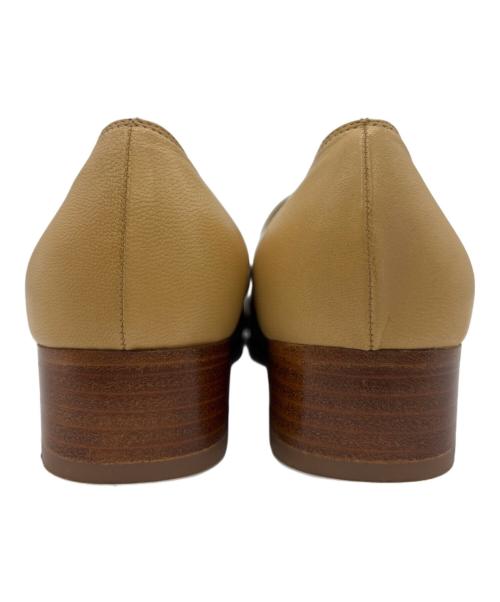 Salvatore Ferragamo（サルヴァトーレ フェラガモ）Salvatore Ferragamo (サルヴァトーレ フェラガモ) ローファーパンプス カーキ サイズ:7Dの古着・服飾アイテム