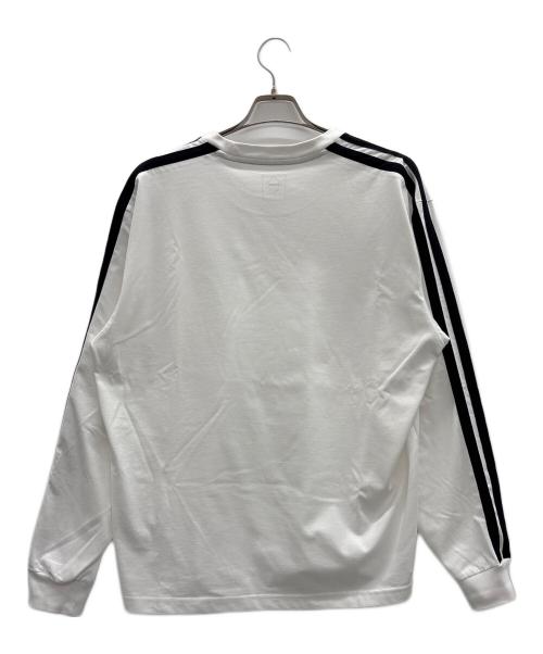 F.C.R.B.（エフシーレアルブリストル）F.C.R.B. (エフシーレアルブリストル) LINE TEAM L/S BAGGY TEE ホワイト×ブラック サイズ:Lの古着・服飾アイテム