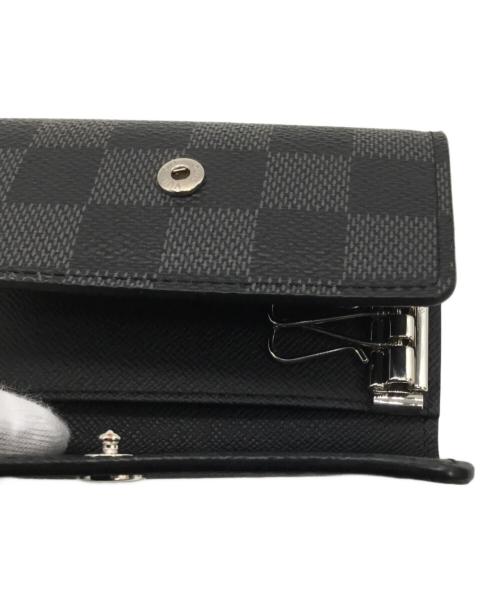 LOUIS VUITTON（ルイ ヴィトン）LOUIS VUITTON (ルイ ヴィトン) キーケース グレー×ブラックの古着・服飾アイテム