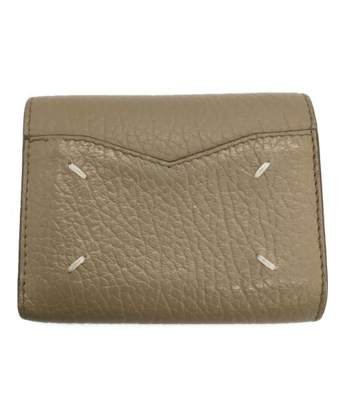 Maison Margiela（メゾンマルジェラ）Maison Margiela (メゾンマルジェラ) 3つ折り財布 ベージュの古着・服飾アイテム
