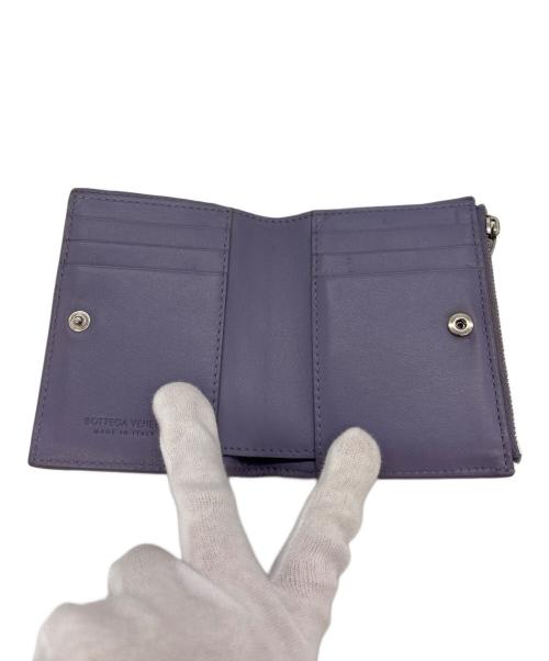 BOTTEGA VENETA（ボッテガベネタ）BOTTEGA VENETA (ボッテガベネタ) 2つ折り財布 パープルの古着・服飾アイテム