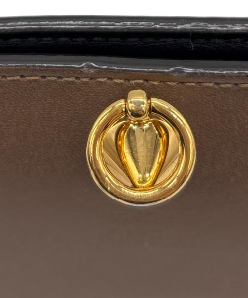 FENDI（フェンディ）FENDI (フェンディ) 2つ折り財布 ブラウン×ブラックの古着・服飾アイテム