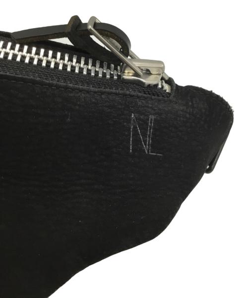 NL（ニール）NL (ニール) ボディバッグ ブラックの古着・服飾アイテム