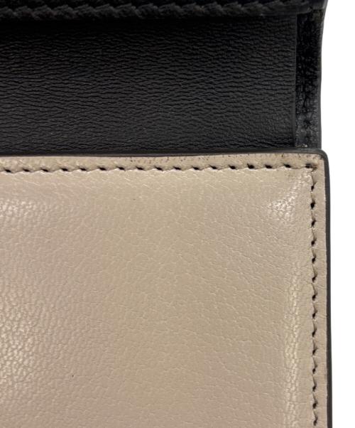 GIVENCHY（ジバンシィ）GIVENCHY (ジバンシィ) 3つ折り財布 アイボリーの古着・服飾アイテム