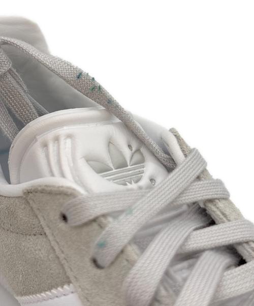 adidas（アディダス）adidas (アディダス) GAZELLE ライトグレー×ホワイト サイズ:24.5の古着・服飾アイテム