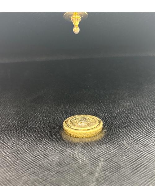 Yves Saint Laurent（イヴサンローラン）Yves Saint Laurent (イヴサンローラン) ショルダーバッグ ブラックの古着・服飾アイテム