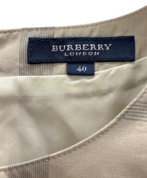 BURBERRY LONDON（バーバリーロンドン）BURBERRY LONDON (バーバリーロンドン) ノースリーブワンピース ベージュ サイズ:40の古着・服飾アイテム