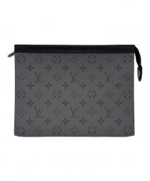 LOUIS VUITTON（ルイ ヴィトン）の古着「ポシェット・ヴォワヤージュ」｜グレー