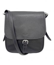 COACH（コーチ）の古着「ヒッチ フラップ クロスボディ バッグ」｜ブラック