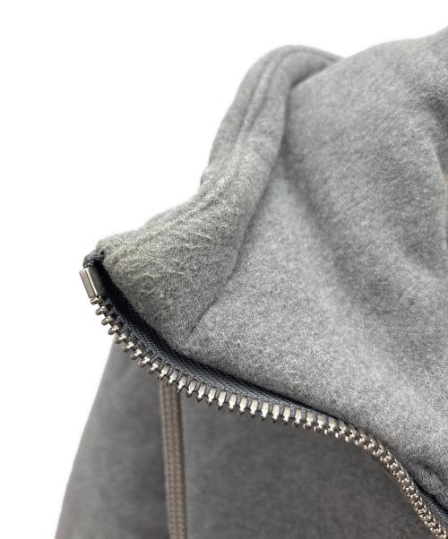 AKM（エーケーエム）AKM (エーケーエム) ジップパーカー グレー×ブラック サイズ:Mの古着・服飾アイテム