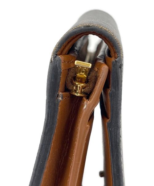 CELINE（セリーヌ）CELINE (セリーヌ) 2つ折り財布 ブラウンの古着・服飾アイテム