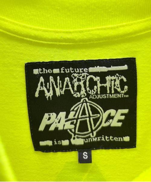 PALACE（パレス）PALACE (パレス) ANARCHIC ADJUSTMENT (アナ-キックアジャストメント) Tシャツ 黄緑 サイズ:Sの古着・服飾アイテム