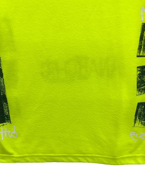 PALACE（パレス）PALACE (パレス) ANARCHIC ADJUSTMENT (アナ-キックアジャストメント) Tシャツ 黄緑 サイズ:Sの古着・服飾アイテム