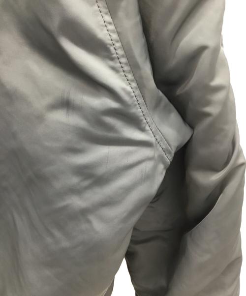 ALPHA INDUSTRIES（アルファインダストリーズ）ALPHA INDUSTRIES (アルファインダストリーズ) フライトジャケット カーキ サイズ:Lの古着・服飾アイテム