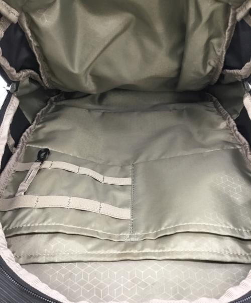 THULE（スーリー）THULE (スーリー) コントラストバックパック ブラックの古着・服飾アイテム