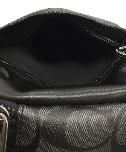 COACH（コーチ）COACH (コーチ) ボディバッグ ブラックの古着・服飾アイテム