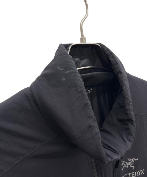 ARC'TERYX（アークテリクス）ARC'TERYX (アークテリクス) ATOM AR JACKET ブラック サイズ:Sの古着・服飾アイテム