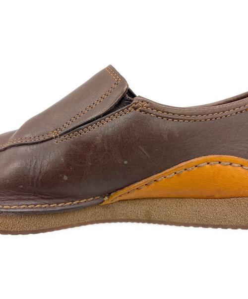 CLARKS（クラークス）CLARKS (クラークス) スウェードシューズ ブラウン サイズ:UK7の古着・服飾アイテム