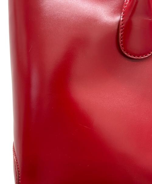 TOD'S（トッズ）TOD'S (トッズ) ハンドバッグ レッドの古着・服飾アイテム