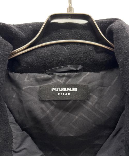 1PIU1UGUALE3 RELAX（ウノピゥウノウグァーレトレ リラックス）1PIU1UGUALE3 RELAX (ウノピゥウノウグァーレトレ リラックス) ハイネックバッグロゴ中綿ベスト ブラック サイズ:Lの古着・服飾アイテム