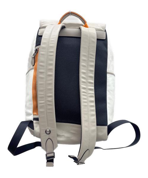 COACH（コーチ）COACH (コーチ) バックパック ベージュの古着・服飾アイテム