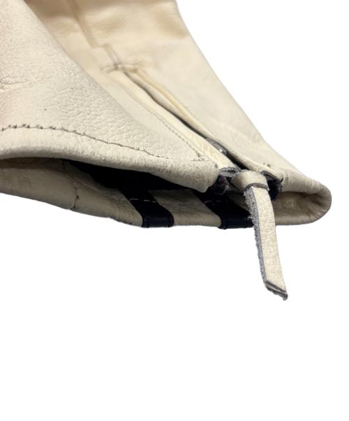 AWD Leather's（-）AWD Leather's (-) ライダースジャケット アイボリー×ブラック サイズ:Mの古着・服飾アイテム