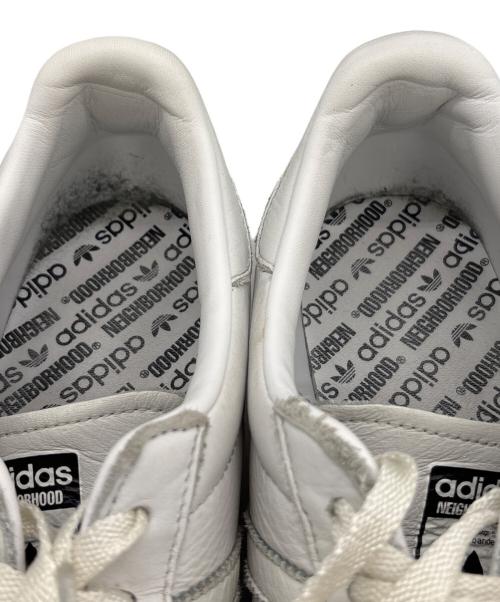 adidas（アディダス）adidas (アディダス) NEIGHBORHOOD (ネイバーフッド) F34156 ホワイト サイズ:28の古着・服飾アイテム